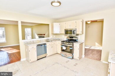 146 Hayes Mill Rd, Atco, NJ 08004 - photo 5