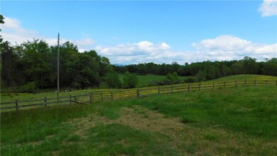 861 Tamassee Knob Rd, Tamassee, SC 29686 - photo 2