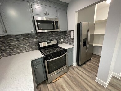 7715 Western Oak Ln, Houston, TX 77040 - photo 4