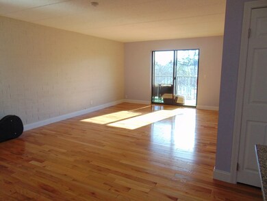 Hamilton Bay unit A44, Quincy, MA 02171 - photo 4