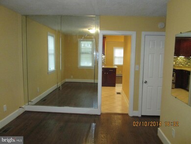 911 Mentor Ave, Capitol Heights, MD 20743 - photo 3