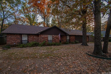 1905 Hutto St, Conway, AR 72032 - photo 2