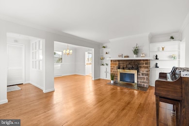 302 Regency Cir, Linthicum Heights, MD 21090 - photo 6