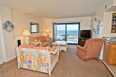 Greatroom to Patio Balcony