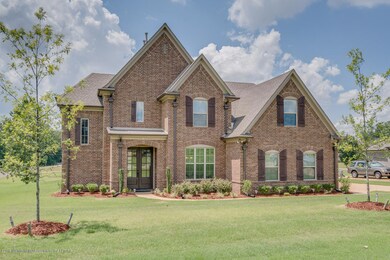 6151-Castleton-snapsold-screen-191976-3