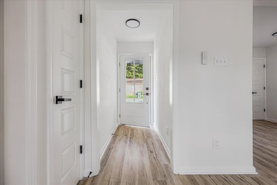 3869 Cedar Path Dr, Memphis, TN 38115 - photo 3