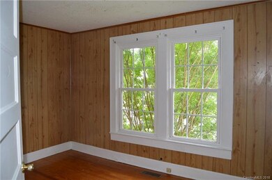 619 Durham Ave, Statesville, NC 28677 - photo 4