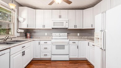 Kitchen with Appliances