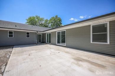 12 Dillon Rd, Kendall Park, NJ 08824 - photo 6