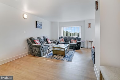 1111 University Blvd W, Silver Spring, MD 20902 - photo 3