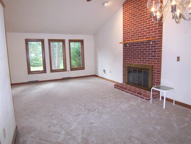 2 Hitchin Post Ln, Merrimack, NH 03054 - photo 4