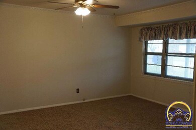 2523 SW 23rd St, Topeka, KS 66611 - photo 2