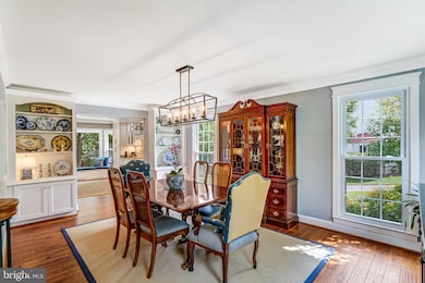 6815 Bluecurl Cir, Springfield, VA 22152 - photo 7