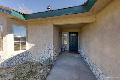 26801 Cabriolet Ct, Tehachapi, CA 93561 - photo 6