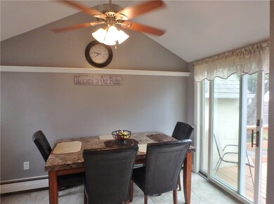 Dining area, sliders to deck