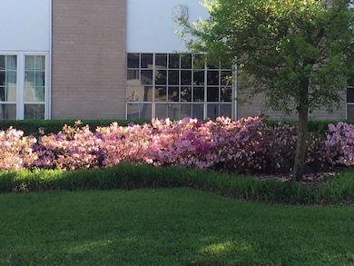 2701 Bellefontaine St unit B5, Houston, TX 77025 - photo 2