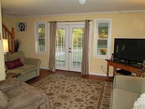 48 Samuel Rodman St, Wakefield, RI 02879 - photo 3