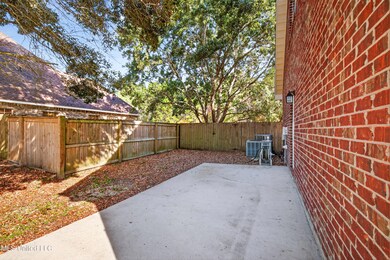 1901 Shelby Ln, Ocean Springs, MS 39564 - photo 5