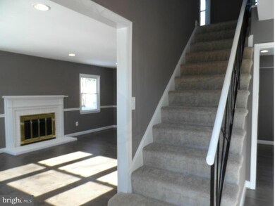 4207 Marble Ln, Fairfax, VA 22033 - photo 2