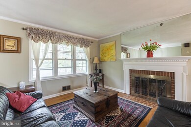 2050 Greenwich St, Falls Church, VA 22043 - photo 5
