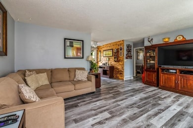 4240 SE 15th Ct, Des Moines, IA 50320 - photo 4