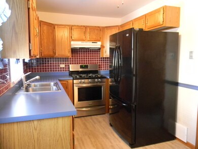 2612 Menominee Rd, Waukegan, IL 60087 - photo 7