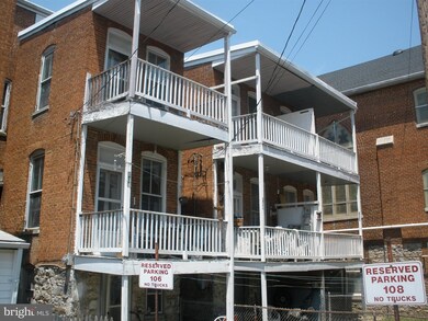 104 S Mulberry St, Hagerstown, MD 21740 - photo 2