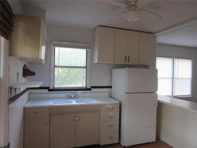 921 Great Oaks Dr, Rolla, MO 65401 - photo 3