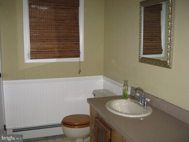 59 Ryan Ave, Tamaqua, PA 18252 - photo 5