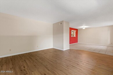 09-Family Room