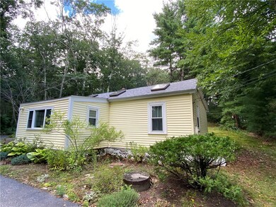 151 Mountaindale Rd, Smithfield, RI 02917 - photo 2