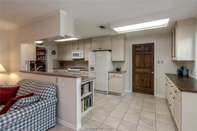 1903 Langford St, College Station, TX 77840 - photo 7