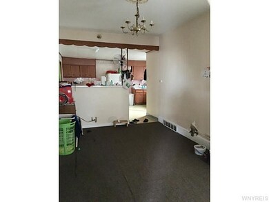 Living Room. Lower apartment-Living Room