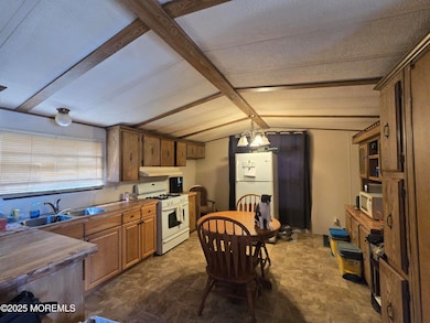 2300 Massachusetts Ave unit 4, Toms River, NJ 08755 - photo 4