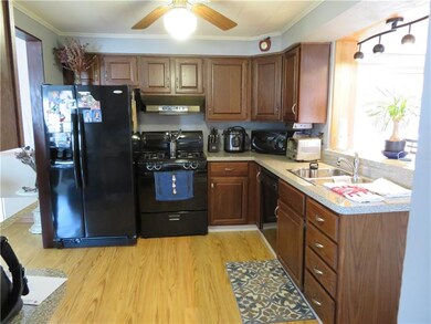 All appliances are kept for the new owner