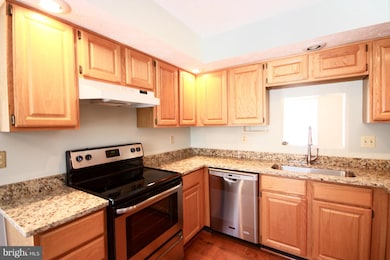 8028 Brightfield Rd, Ellicott City, MD 21043 - photo 5