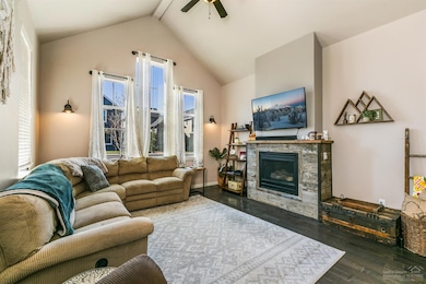 20482 SE Del Coco Ct, Bend, OR 97702 - photo 3