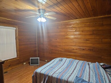 115 Roberts Ln, Salters, SC 29590 - photo 5