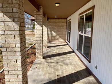 106 W Hackberry St, Fredericksburg, TX 78624 - photo 3