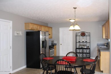 160 Kayla Brooke Ct, Mount Washington, KY 40047 - photo 3