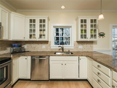 44 Ocean St, Ogunquit, ME 03907 - photo 5