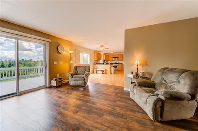 19 Crystal Ave, Jefferson, NH 03583 - photo 6