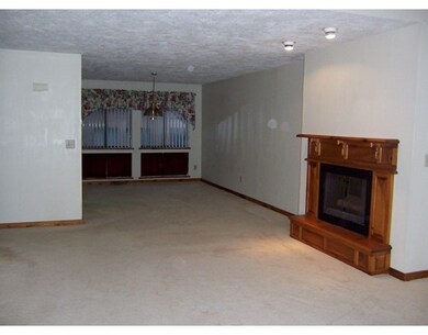 24 Eaton Ct unit 2, Haverhill, MA 01832 - photo 5