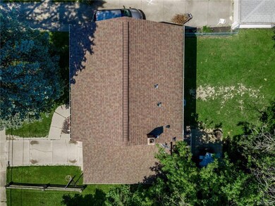 183 Hagen Ave, North Tonawanda, NY 14120 - photo 2