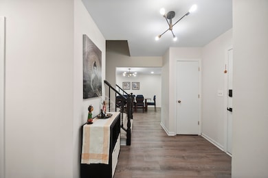 unlisted-address, Mundelein, IL 60060 - photo 5