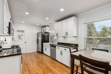 h_3425_Mountview_Rd-1018