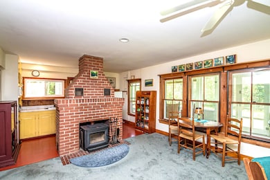 Living /Dining Area
