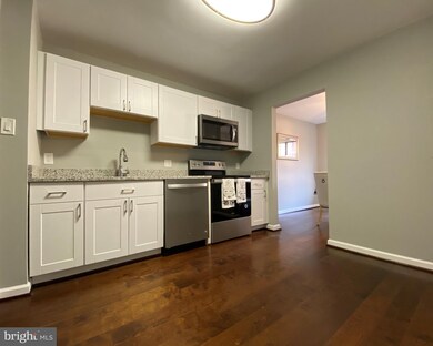 11409 Commonwealth Dr unit 303, Rockville, MD 20852 - photo 3