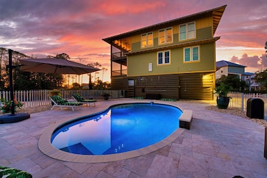 Pool with auto-water filler