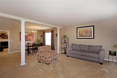 2222 Taras Trace Dr, Statesville, NC 28625 - photo 2